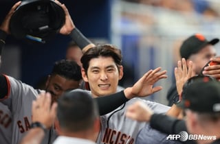 '7G 만에 멀티히트' 이정후, '도루 성공률 100%'도 유지... 'AZ전 8연패' 끊었다 [SF 리뷰]