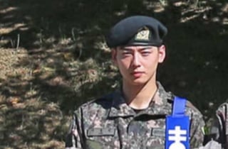 '탈세 논란' 차은우, 군대서 '사도 요한' 됐다 [스타이슈]