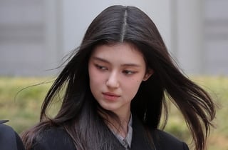 뉴진스, 머리채 잡고 잡히고 '씁쓸 최후'.."다 같이 위반 불구 나만 표적" 다니엘 반박 [스타이슈]