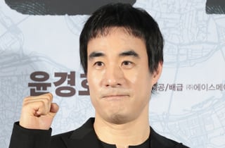 '복귀 행보' 배성우, 안방 차기작은 '상남자'..박정민·김희원과 재회