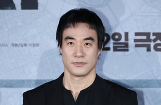 배성우, 복귀 행보 가속..'상남자'로 박정민과 의기투합 [종합]