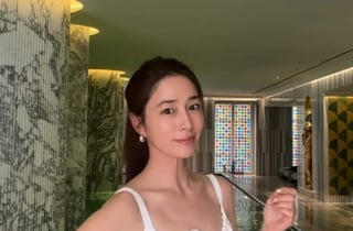 '이병헌♥' 이민정, 전성기 그대로..청순한 수영복  자태