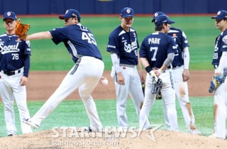 '왜' 사령탑은 '승부 도중에' 이용찬을 곧장 내렸나 "힐끗힐끗 여기를 보더라" [고척 현장]