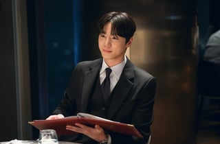 손현주 빙의 완벽..이준영 "'신입사원 강회장', 모든 걸 쏟아낸 작품"[일문일답]
