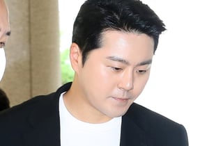 '음주운전' 이루, 태진아 따라 슬쩍 방송 복귀..'옥경이' 부른다