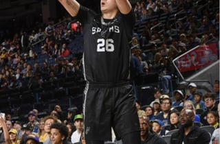 "韓 스타이자 코리안 커리" 이현중 NBA 눈도장... 서머리그 두 번째 경기서 11득점 활약