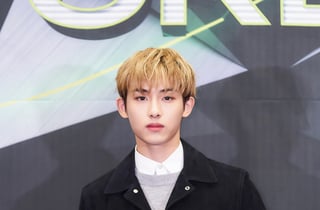 NCT 윈윈, SM 떠난다..마크·텐 이어  세 번째 이탈 [공식]