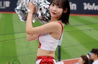[한번에쓱] '안타송도 아웃송만큼 신나지!'  정희정