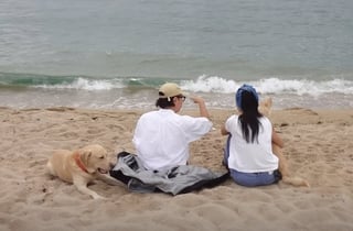'57세' 엄정화, 꼭 닮은 소울메이트와 함께 바다 여행