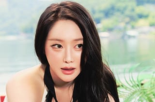 브브걸, 서머퀸의 귀환..민영 청량·건강미 다 담은 콘셉트 포토
