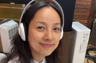 '이상순♥' 이효리, 남편과 함께 출근..주름 가득 행복한 눈웃음 [스타이슈]