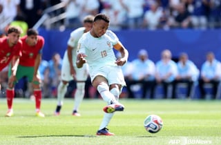 "메시 우승 밀어주기 음모" 음바페, PK '3분 10초' 지연→실축에 프랑스 팬들 '분노'... "아르헨 심판 장난하나?"