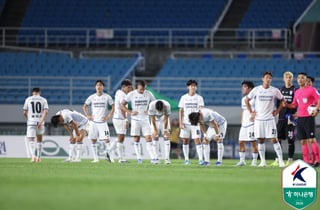 '슈팅 34개→단 1골' 수원 삼성, '6연패' 안산에 뼈아픈 역전패... 선두 추격 실패