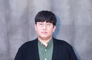 방시혁, '덜' 홀쭉해진 근황..성수동 목격담 공개 [스타이슈]