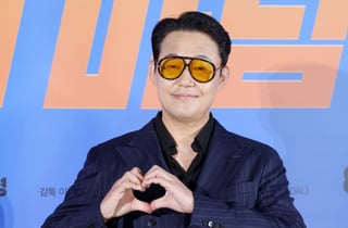 '오케이 마담2' 엄정화·박성웅 "6년 만에 본 딸, 몸만 컸더라"
