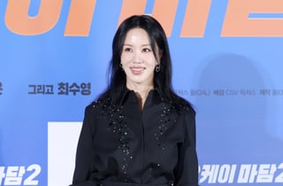엄정화, 디바의 화려한 패션[★포토]