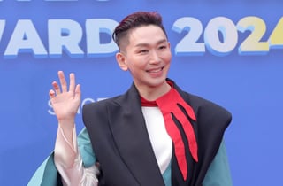 김호영, 옥주현 '옥장판 논란' 8일째 무시? 최정원과 '깐부회동' 자랑글만 [스타이슈]