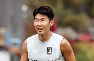 'LAFC 복귀' 손흥민, 월드컵 아픔? 이젠 도움왕 모드! 민소매 입고 활짝 웃는 캡틴 SON... 18일 'LA 더비' 정조준