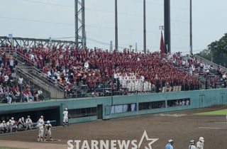 고시엔 본선도 아닌 지역예선에 1000명 몰렸다... 일본 고교야구는 무엇이 달랐나 [고시엔 가는 길①]