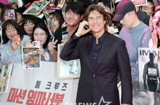 월드컵 폐막식 톰 크루즈 '공중 낙하쇼' 펼쳐질까... 특별 출연 예고