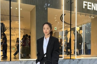 고현정, '뼈말라' 근황 공개..블랙 앤 화이트 룩도 찰떡 소화