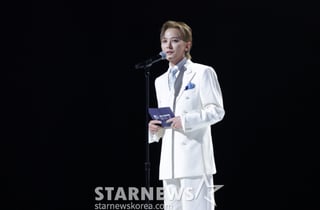 지드래곤, 태극기 네일 하고 세계유산위 개회식 참석 [스타이슈]