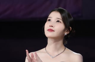 '고질병' 아이유의 '12번 사과'..세상 억까 속 더 빛난 성품 [스타이슈]