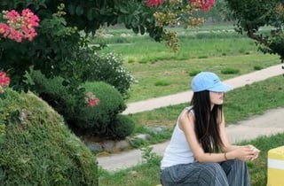 '박성광♥' 이솔이, 이혼설 겨우 수습했는데..홀로 떠난 여행 "내가 탐했던 것"
