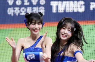 [한번에쓱] '한여름 응원은 무조건 고척돔이구나!' 삼치 소윤, 가은, 혜인