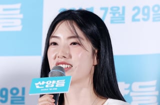 이승연, 영화 속 이미지와 확 다른 분위기[★포토]
