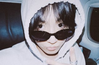방탄소년단 정국, 깜짝 변신! 귀여움 폭발 셀카..팬심도 '폭발♥'
