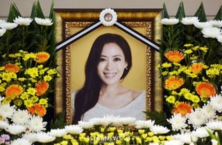 "아가, 그립고 사랑해"..故 유채영, 남편 절절한 고백 속 12주기