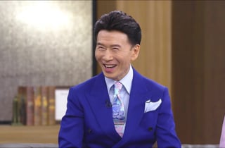 강진 "'땡벌' 위해 나훈아 직접 찾아갔다..역주행 '뮤뱅' 1위 등극"[데이앤나잇]