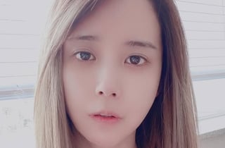 '1세대 BJ' 김이브, 감옥 해명→도박·채무 논란 5년만 복귀 예고 [스타이슈]