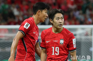 '34살 손흥민 의존도 줄여야' FIFA, 냉정한 팩폭 "韓 축구, 세대교체 필요... 재건 주축은 "이강인" 언급