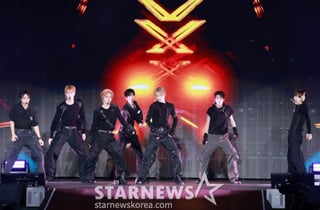 [ACON2026]클로즈 유어 아이즈 '엑소 선배님과 함께' [★포토]