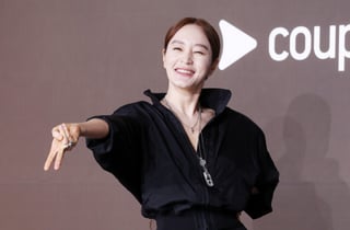 김혜수, 백만유튜버 야호[★포토]